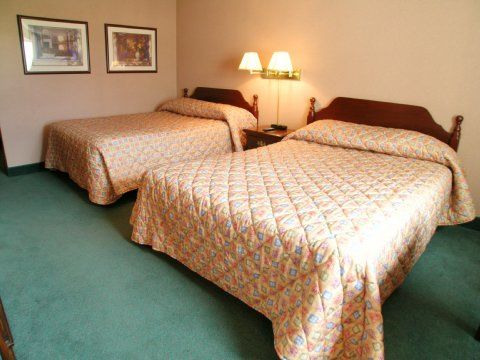 Moberly Inn & Suites Номер фото