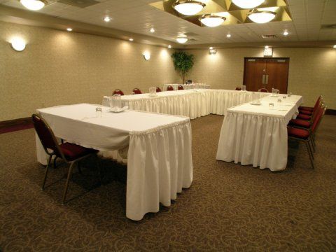 Moberly Inn & Suites Удобства фото